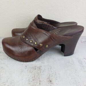 Dansko Rudy Clogs Mules Brown Leather Heeled Slip On Shoes Studded Western sz 40